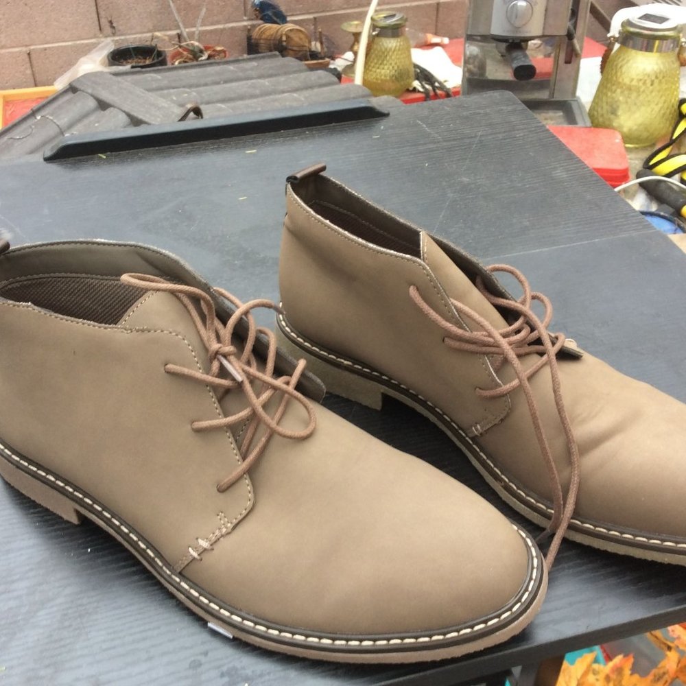 mens size 11 tan lace up oxford style suede ankle boot